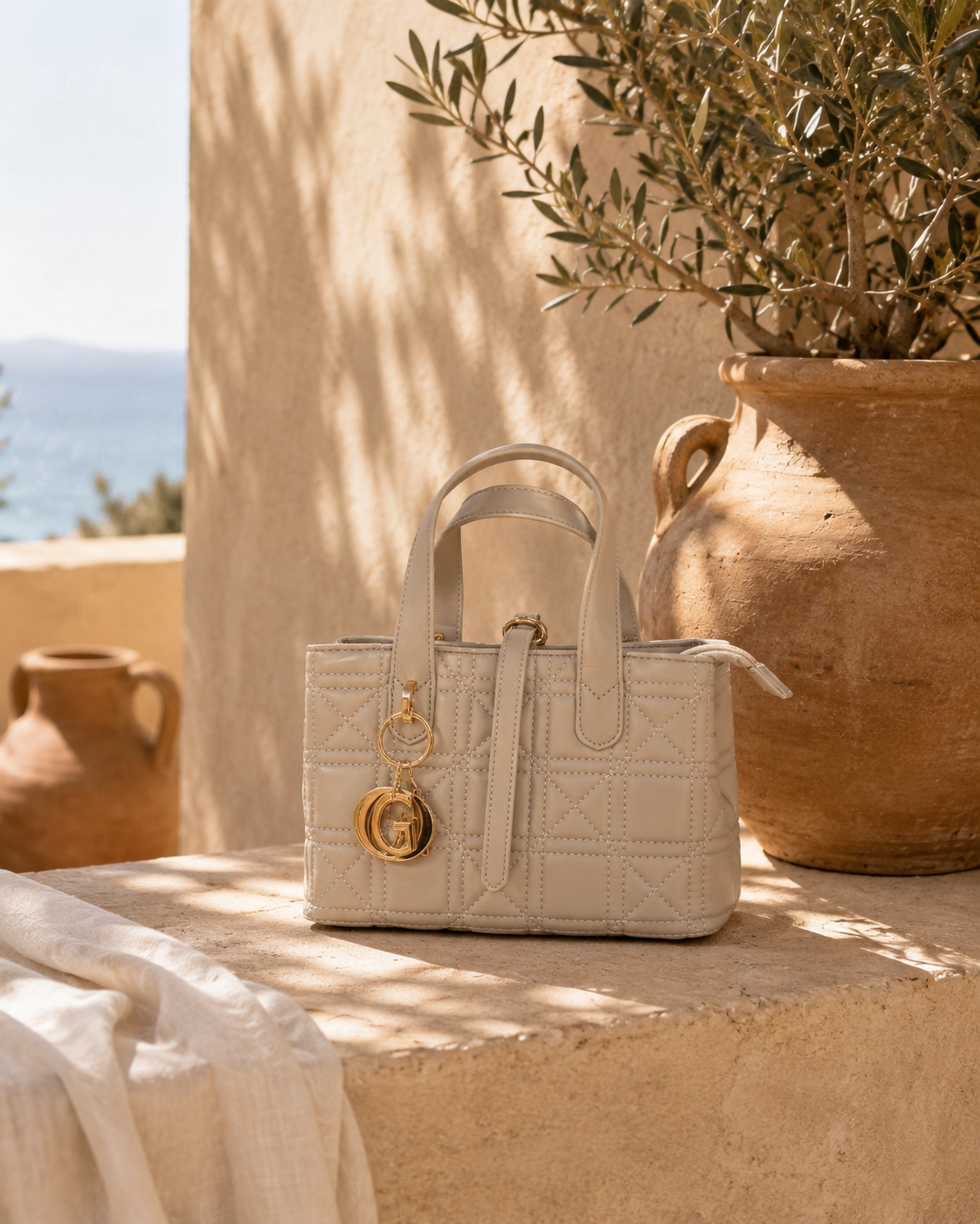 Sac Matelassé Élégance – Beige & Noir