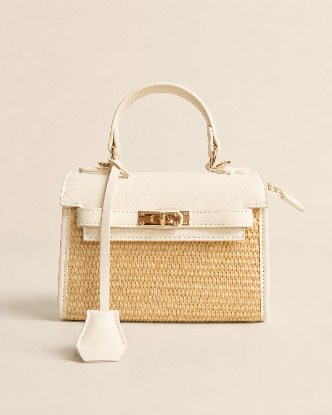 Sac à Main Tressé Élégance – L’Alliance Parfaite du Chic et du Naturel