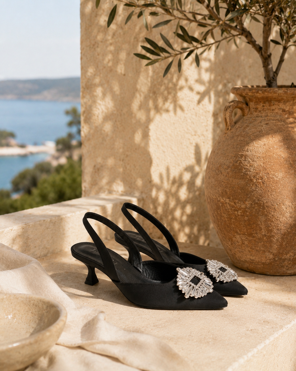 Escarpins Slingback Élégance Cristal Noir