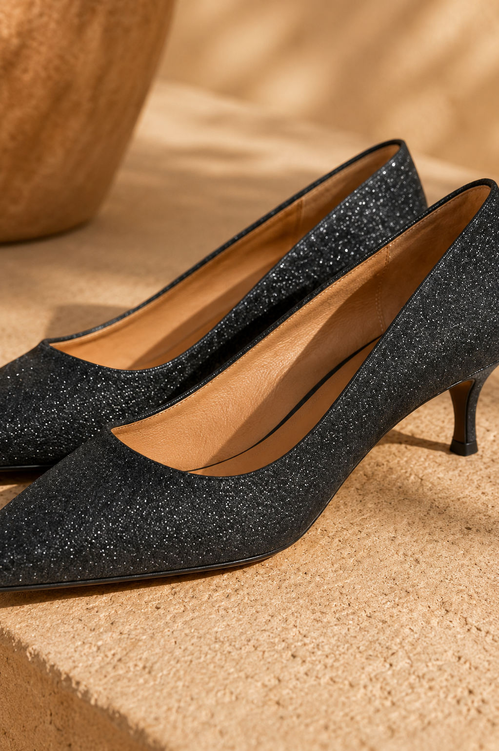 Escarpins pailletés noirs à talon